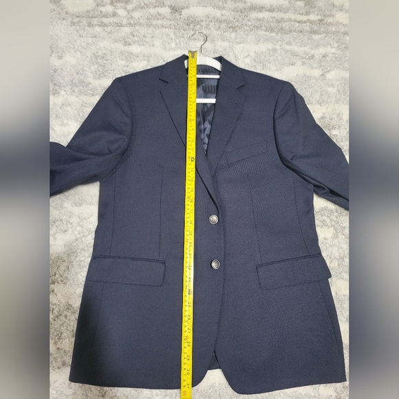 Joseph Abboud Men's Classic Navy Blazer - Picture 9 of 13